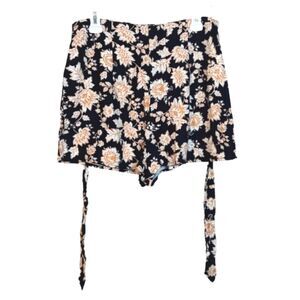 FOREVER 21 Women’s XL Black Floral Belted High-Waisted Shorts Cottagecore